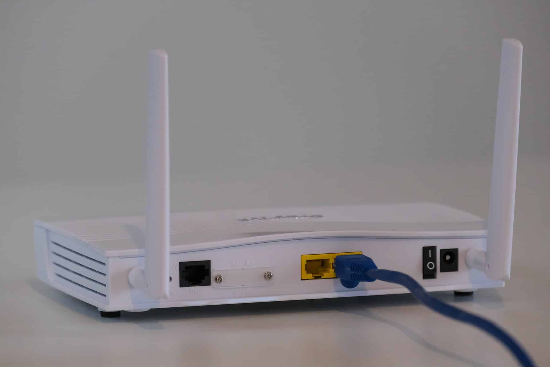Få en stabil internetforbindelse på hele arbejdspladsen
