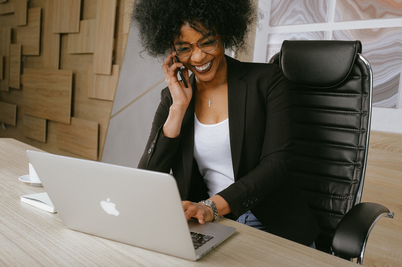 Hvordan kan Microsoft Teams hjælpe min virksomhed?